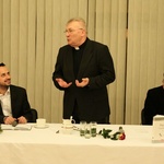 Poezja i teologia - spotkanie z ks. Jerzym Szymikiem