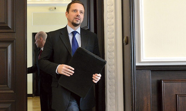 Czy nowy minister administracji i cyfryzacji Rafał Trzaskowski stanie na czele rządowych negocjatorów Zespołu ds. Finansów Komisji Konkordatowej?
