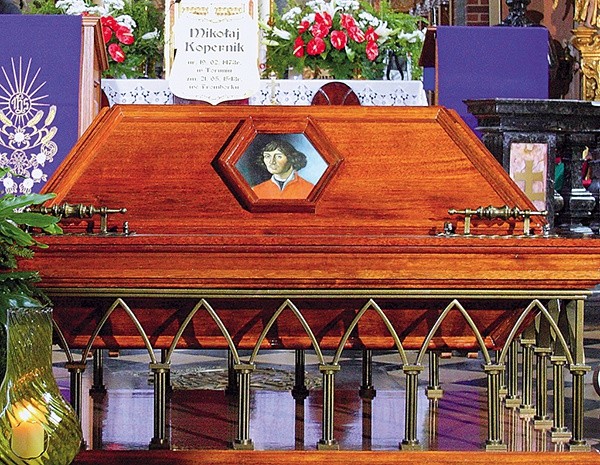 22 maja 2010 r. we Fromborku odbyła się uroczystość ponownego pochowania Mikołaja Kopernika, którego szczątki spoczywają w tutejszej katedrze