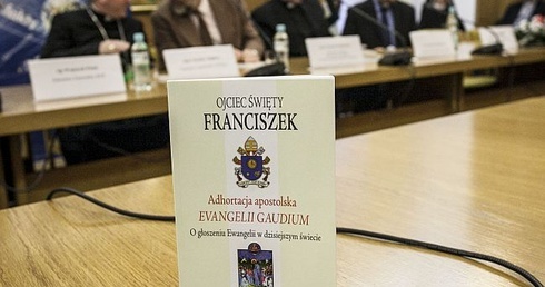 Nie dajmy się psychologii grobu