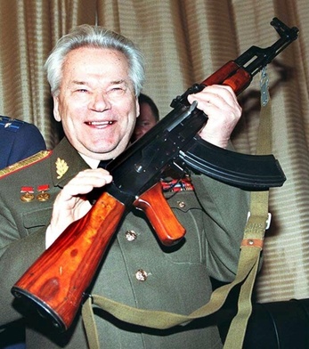 Zmarł Michaił Kałasznikow
