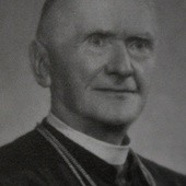 Ks. Mateusz Jeż