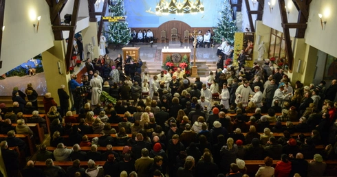 Kard. Nycz: Poznaj swoją godność
