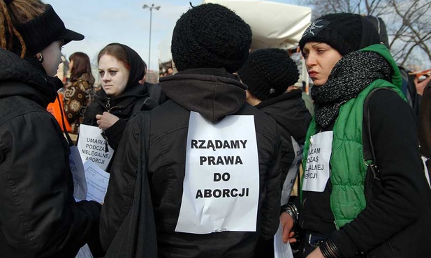 Feministki zastawiły na siebie pułapkę