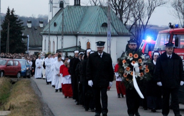 Pożegnanie śp. ks. kan. Alojzego Oleksika z Jasienicy