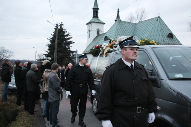 Pożegnanie śp. ks. kan. Alojzego Oleksika z Jasienicy