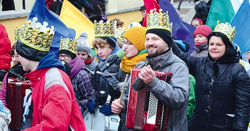  Dla zachęty, by przyjść na tegoroczny orszak, przypominamy, jak było rok temu