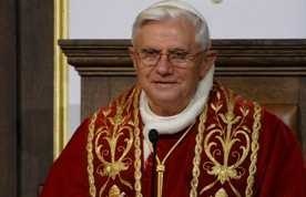 Sylwester Benedykta XVI: Modlitwa i dobre wino