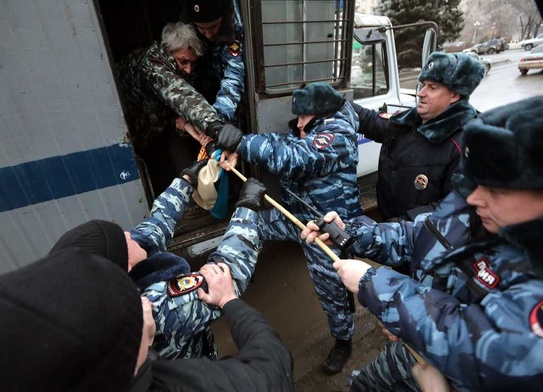 Policja rozpędziła demonstrację w Wołgogradzie