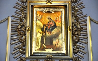 Obraz MB Szkaplerznej w nowym sanktuarium maryjnym w Dobrej