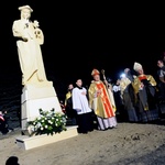 Przed patronacką bayzliką Radomia został odsłonięty pomnik św. Kazimierza