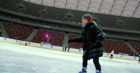 Stadion Narodowy zamienił się w lodowisko