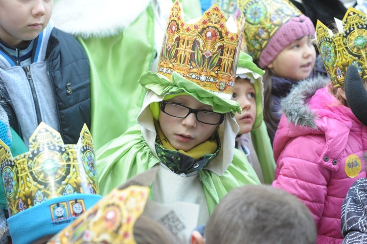 Orszak w Świdnicy - hołd na Rynku