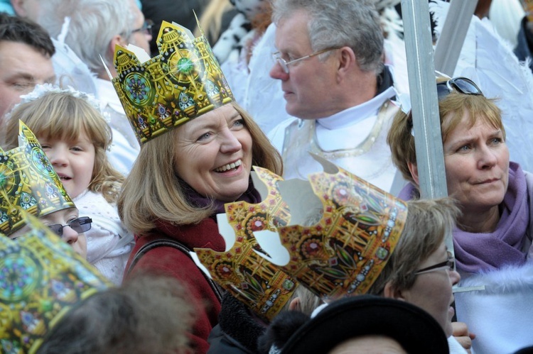 Orszak w Świdnicy - hołd na Rynku