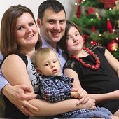 Ewa Urbanik-Sowa z mężem Dominikiem i dziećmi Dominiką i Franiem