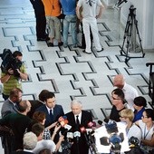 Jarosław Kaczyński okazał się „mistrzem przetrwania”.  Czy Jarosław Gowin okaże się  „nową siłą”?