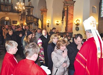 Przed laty ludzie wyjeżdżali na saksy za chlebem. Dziś znów jest to rzeczywistością wielu rodzin