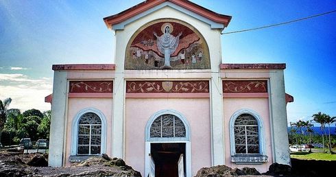 Obcięli głowę figurze Maryi