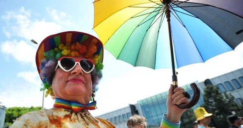 RFN: Szkoła nauczy kultury gejowskiej