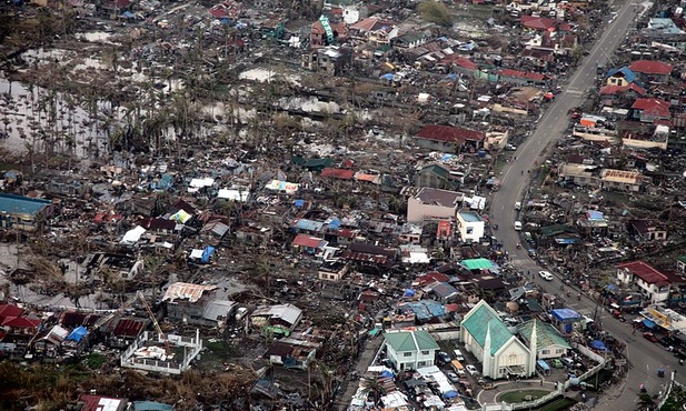 Salezjańskie wsparcie dla ofiar Haiyan