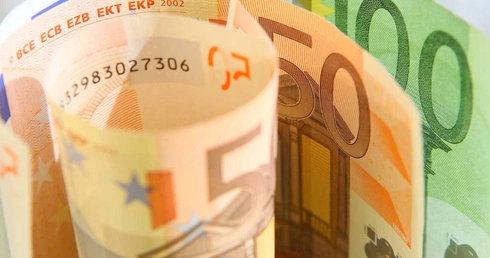 Już ponad 90 proc. Łotyszy płaci w euro