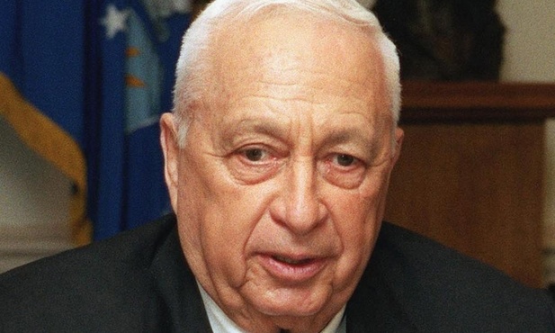 Zmarł Ariel Szaron