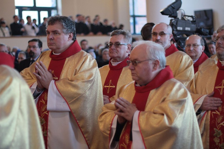 Goście i uczestnicy święceń biskupich