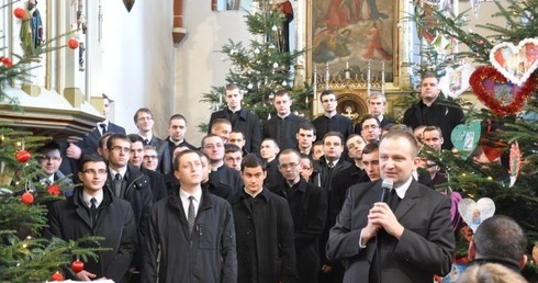 Mocne świadectwo w małym kościółku