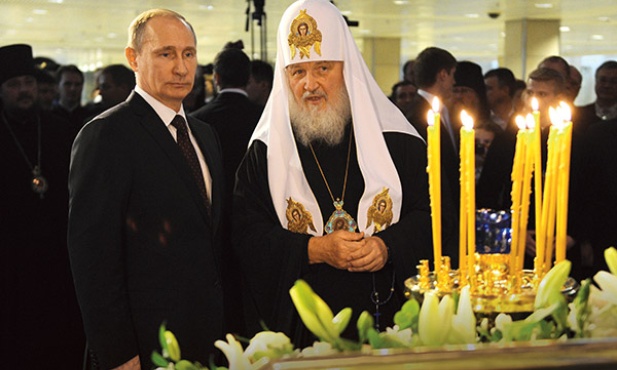Prezydent Putin i patriarcha Cyryl podczas otwarcia wystawy poświęconej dynastii Romanowych