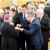  Jedność przewyższa konflikt – ta zasada głoszona przez papieża Franciszka zdawała się dominować podczas opłatkowego spotkania