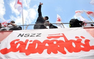 Nagroda Solidarności dzieli dawną opozycję