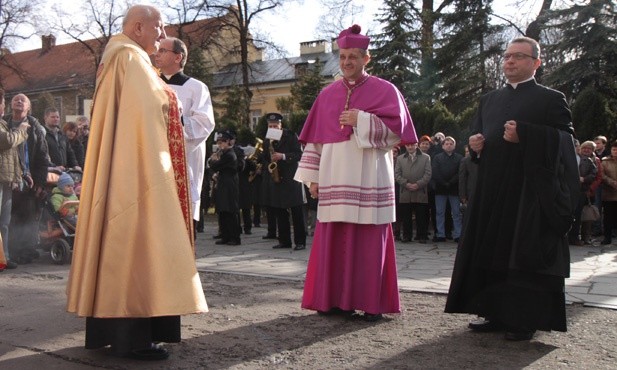 Ingres biskupa Romana Pindla w Żywcu