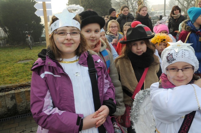 Kolędnicy misyjni w Niegowici