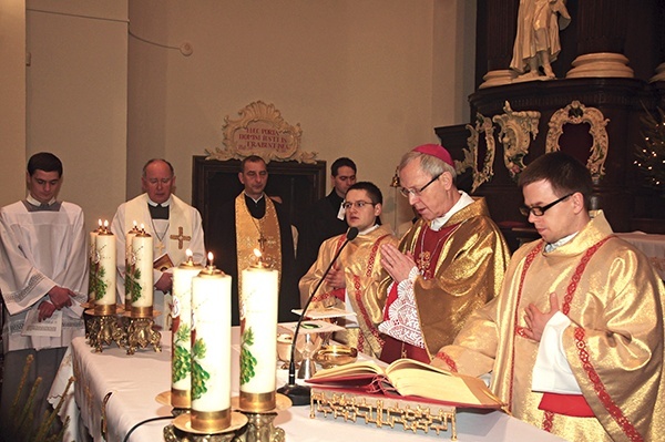  Katolicy, mariawici, prawosławni i ewangelicy na wspólnej modlitwie o zjednoczenie chrześcijan. 18 stycznia Eucharystii w kościele św. Jana Chrzciciela przewodniczył bp Piotr Libera