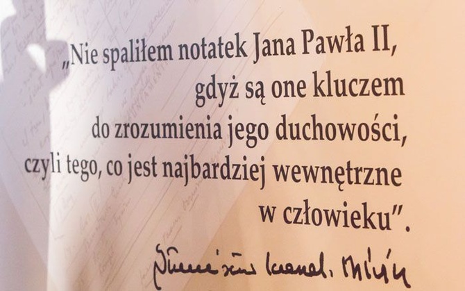 Jan Paweł II - prezentacja notatek osobistych w obiektywie GN