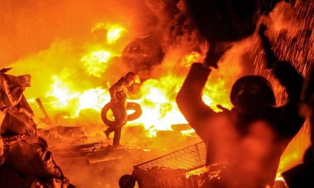 Kijów: kolejna noc zamieszek