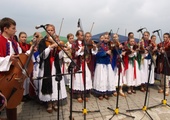 Akcję pomocy i odbudowy kościoła na Stecówce wesprą także "Grojcowianie"