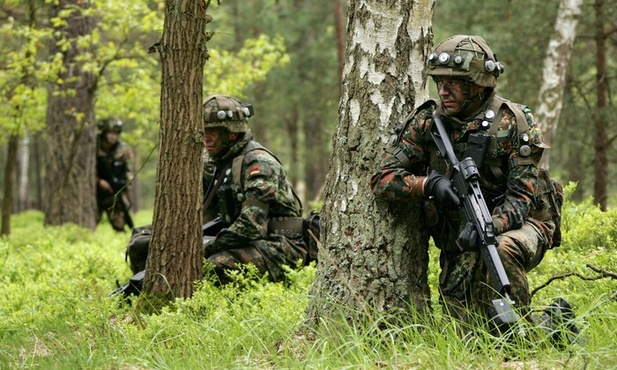 Bundeswehra ma być bardziej aktywna