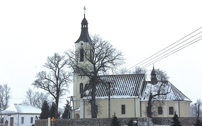  Obecna świątynia została wzniesiona w XIX w.