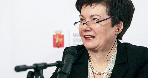  Hanna Gronkiewicz-Waltz mówi, że nie lekceważy konkurentów. Ale w sondażach przegrywa jedynie z Ryszardem Kaliszem, który wybiera się do Europarlamentu
