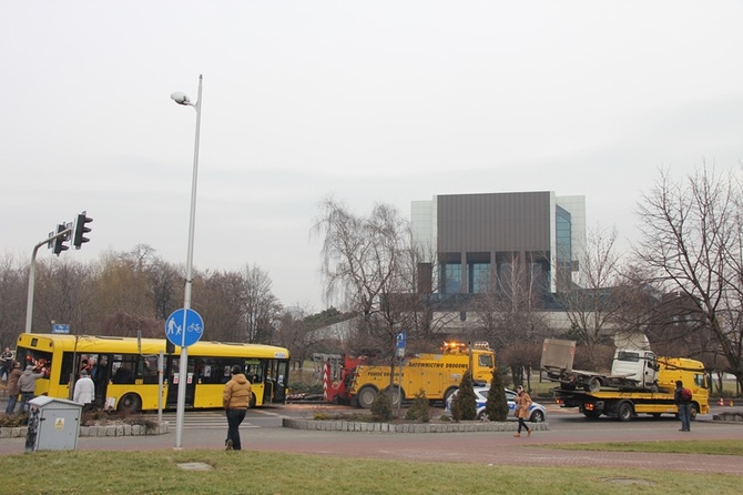 Wypadek autobusu w Katowicach