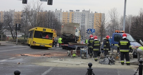 Wypadek autobusu w Katowicach