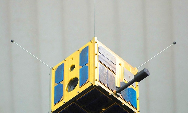 Pierwszy polski satelita naukowy