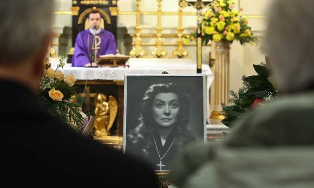 Żegnają Ninę Andrycz