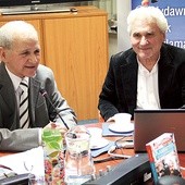   Mirosław Słomczyński (z lewej) i bohater jego książki Mieczysław Chudzik