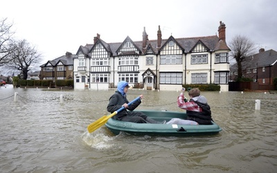 Powodzie w Wielkiej Brytanii - może być gorzej