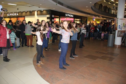 Walentynkowy flashmob