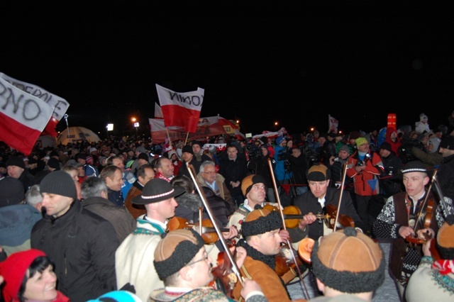 Kibicowanie w Zębie