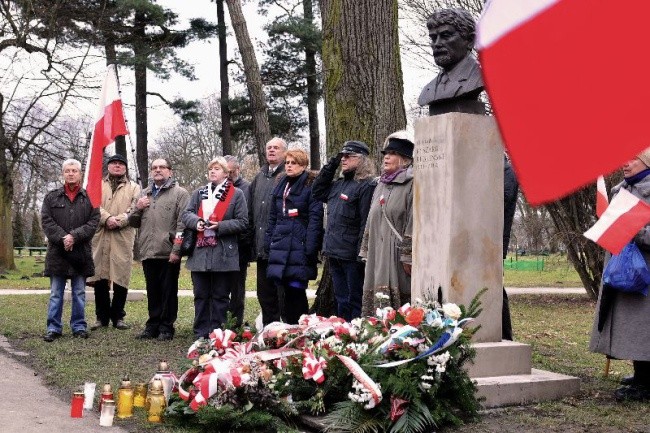 Warta dla pułkownika