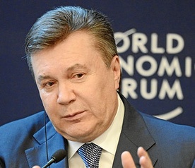 Janukowycz zwolnił szefa sztabu generalnego